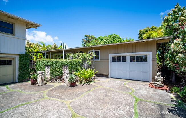 $6,000 / 4br - 1056ft2 - Fully Furnished ALL UTILITIES INCLUDED Single Family Home in Na Pua La (Kaimuki)