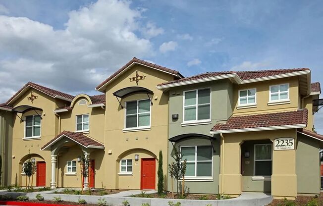 Parc Grove Commons