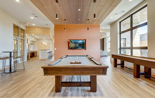 Pool table