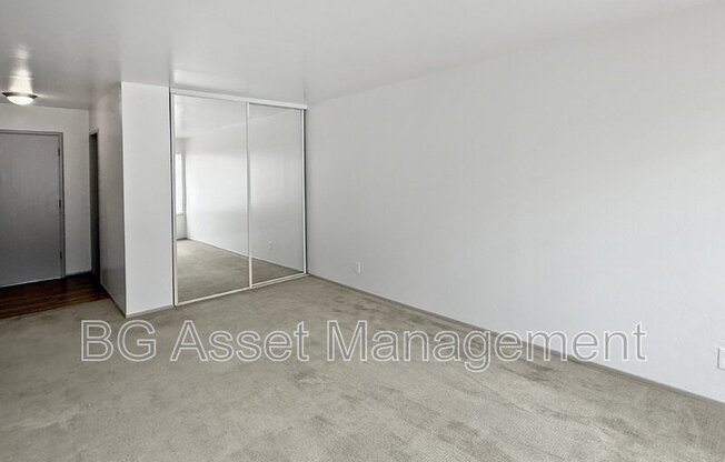 3600 DIMOND AVE