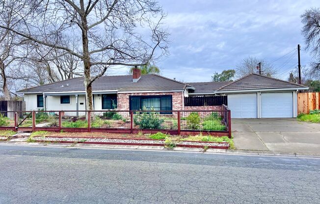 3 Bed / 1.5 Bath | Thornwood Terrace Home Available Now