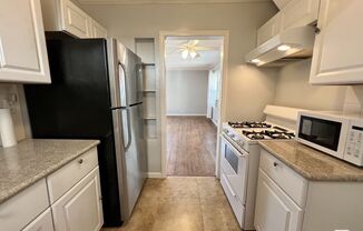 1 bed, 1 bath, 650 sqft, $2,250, Unit 3/4