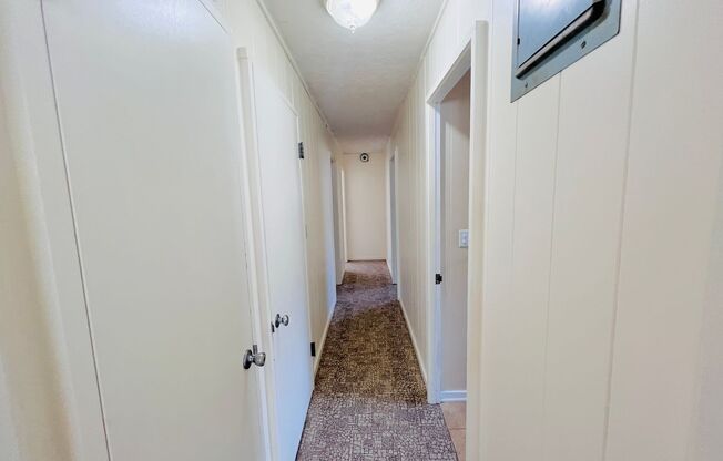 3 beds, 1 bath, $2,600, Unit A (Downstairs)