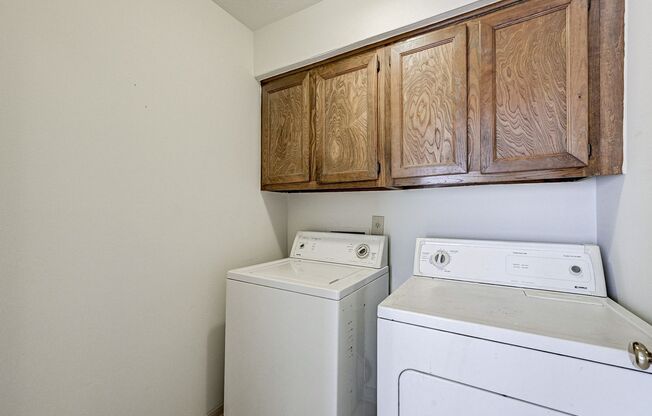 2 beds, 2 baths, $1,550