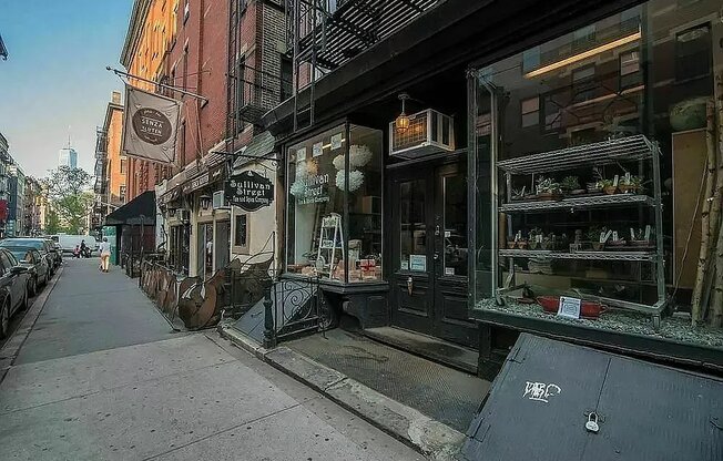 Studio, 1 bath, $3,195, Unit E2
