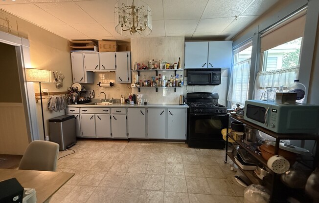 392 WINDSOR