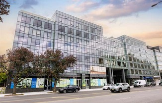 144 49 NORTHERN BLVD