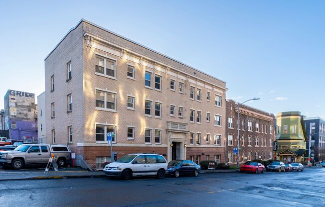 Campus Apartments