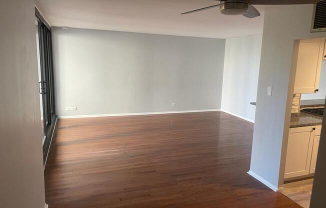 6150 N Kenmore Ave Apt 6A