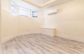 Studio, 1 bath, 518 sqft, $2,500, Unit 32