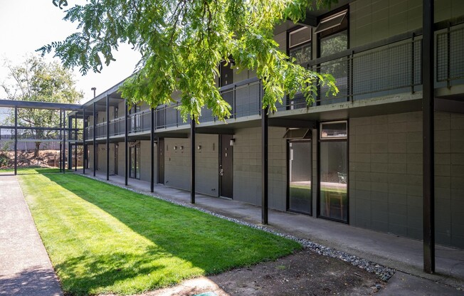 1 bed, 1 bath, 518 sqft, $1,315, Unit 120