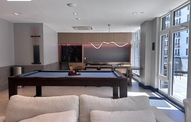 2 beds, 2 baths, $5,425, Unit 702