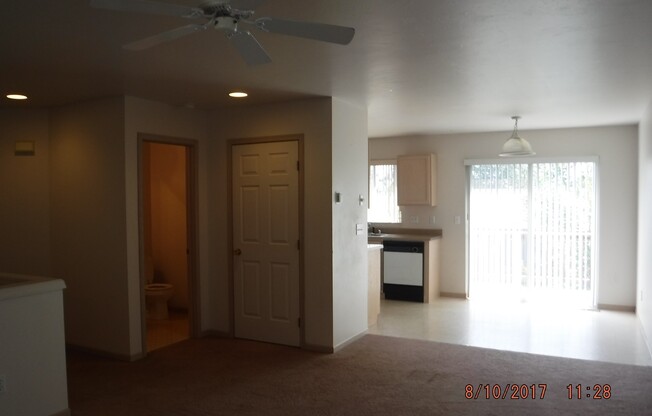 2 beds, 1.5 baths, $1,825, Unit 240C