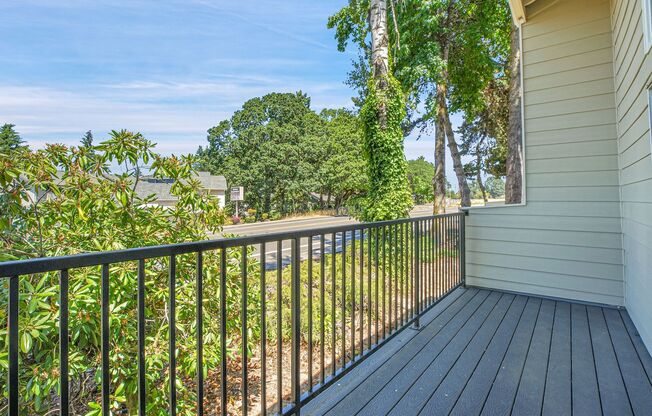 2 beds, 1.5 baths, 1,050 sqft, $2,049, Unit 214-774C