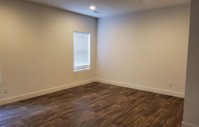 2 beds, 2 baths, $1,295, Unit Unit 3-A