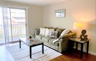 Living roomat Coach House, Chelmsford, MA