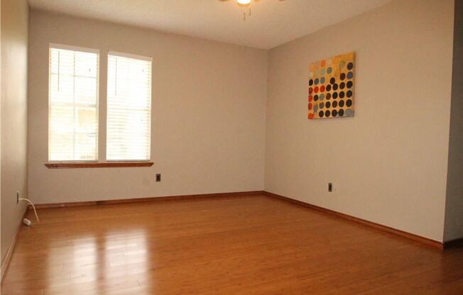1 bed, 1 bath, $1,350, Unit #2054