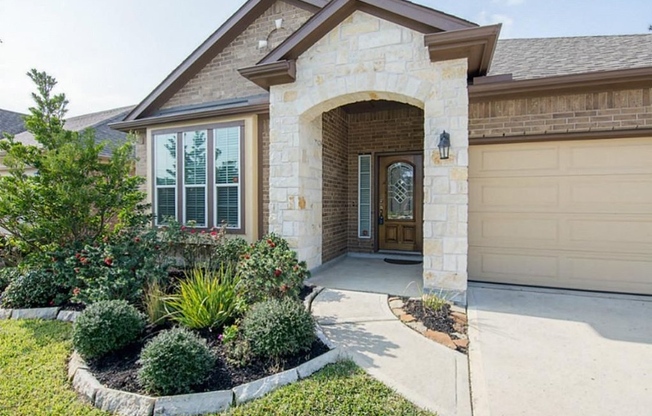 15815 Keystone Ridge Ln