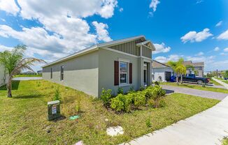 4 beds, 2 baths, $2,600, Unit Knightsbridge