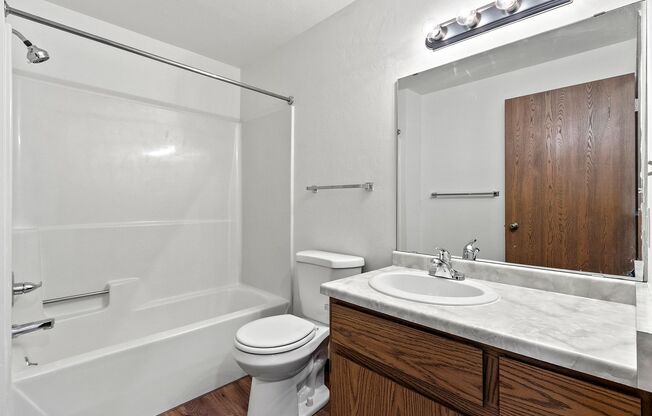 1 bed, 1 bath, $1,025, Unit 1155-02