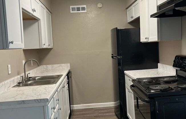 South Glen Apartments