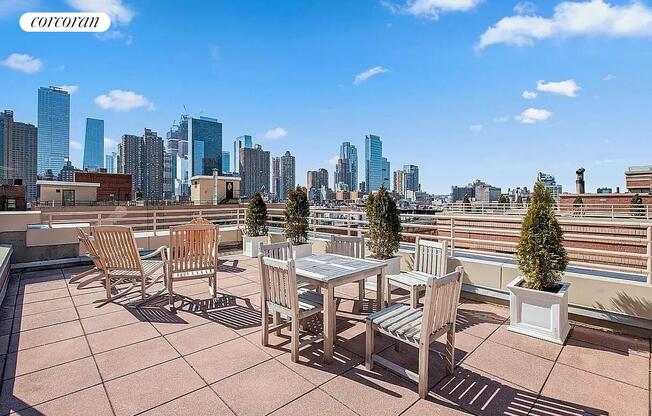 Studio, 1 bath, 430 sqft, $3,500, Unit 4BB