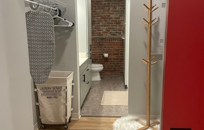 Studio, 1 bath, 587 sqft, $2,275, Unit 209 | Furnished