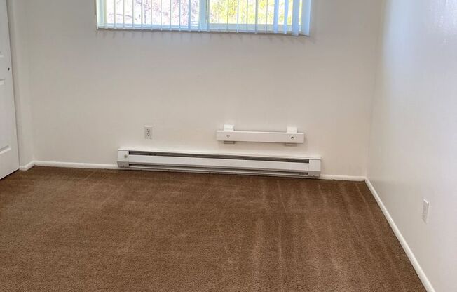 1 bed, 1 bath, 500 sqft, $1,099, Unit 21