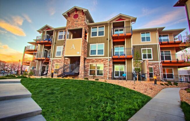 Pet Friendly Ironhorse Apartments Located North of Denver in Longmont, CO 80501