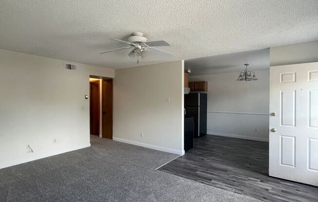 Great 2 Bed 1 Bath 2nd Level Condo in Northwest Longmont