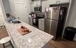 2 beds, 2 baths, $1,395