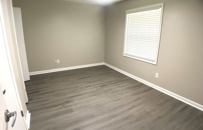 1 bed, 1 bath, 700 sqft, $1,150, Unit 201