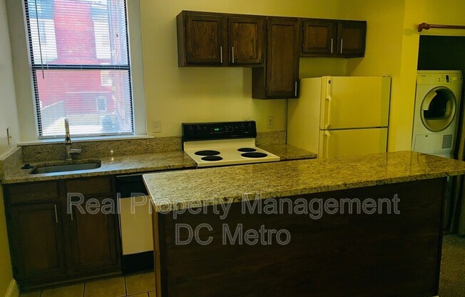 815 Maryland Ave. NE