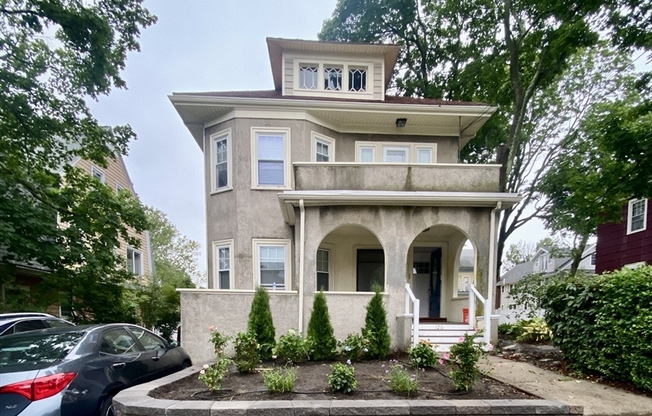 126 WINSOR AVE