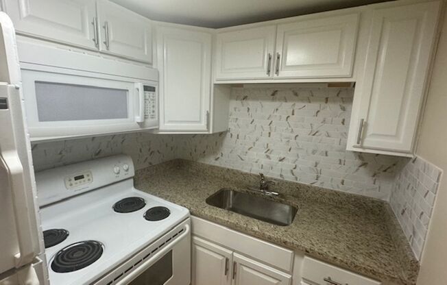 1 bed, 1 bath, 600 sqft, $1,700, Unit 1A