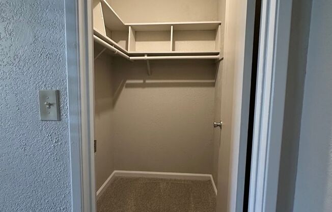 1 bed, 1 bath, $1,295, Unit 53