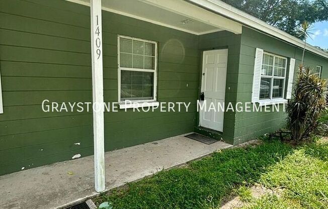 1409 E 108 AVE