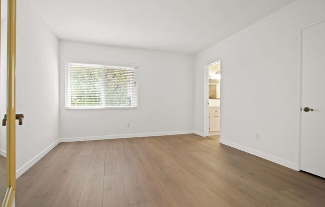 1975 S. Beverly Glen, near Rancho Park!