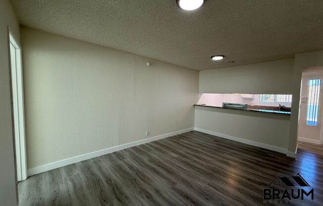 2 beds, 1 bath, 900 sqft, $2,295, Unit 7