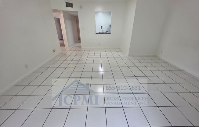 2 beds, 1 bath, 896 sqft, $2,075, Unit A102