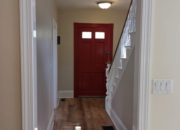 56 CLAYTON ST