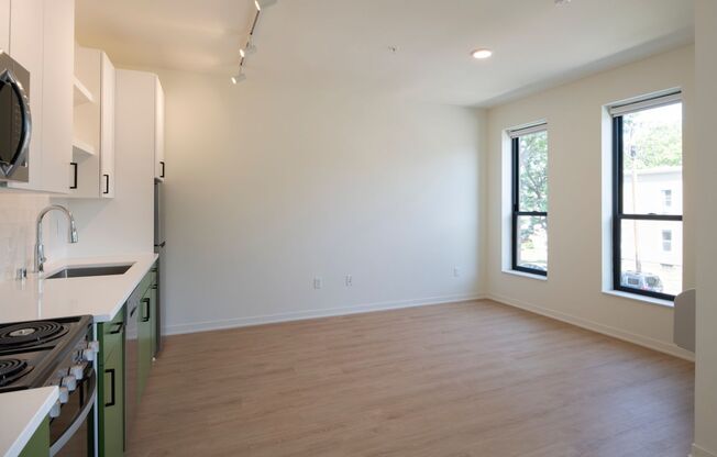 Studio, 1 bath, 394 sqft, $1,236, Unit 307