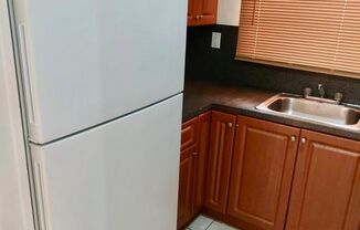 1 bed, 1 bath, $1,750, Unit C07