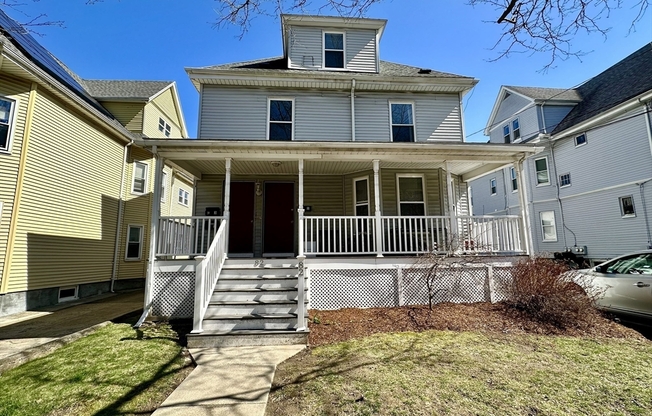 82 DEXTER AVE