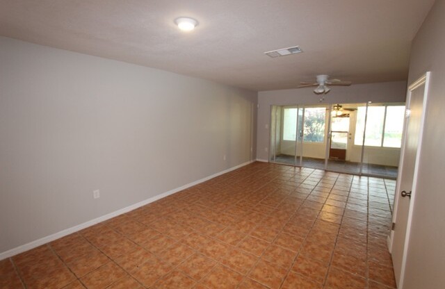 Apopka  2 Bedrooms, 2.5 Bathrooms, $1545.00