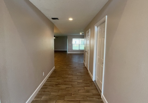 1202 AMAZON WAY