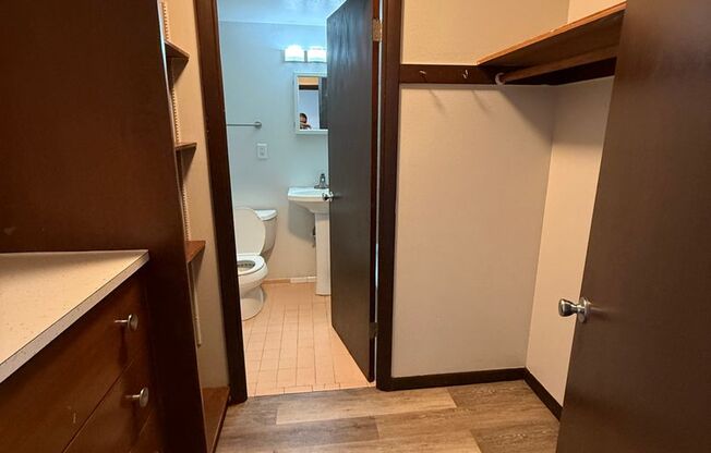 Studio, 1 bath, $695, Unit 410