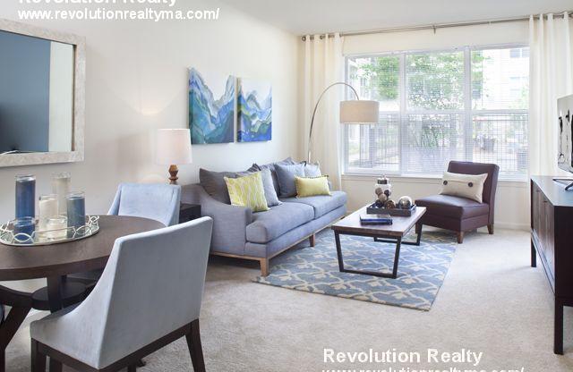333 Great River Rd