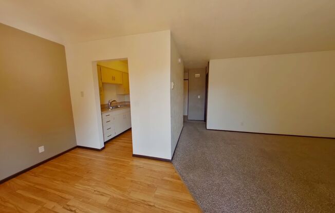 1540 Ferry Alley