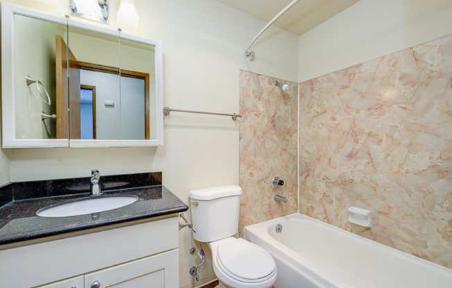 2 beds, 1 bath, 765 sqft, $2,295, Unit 308
